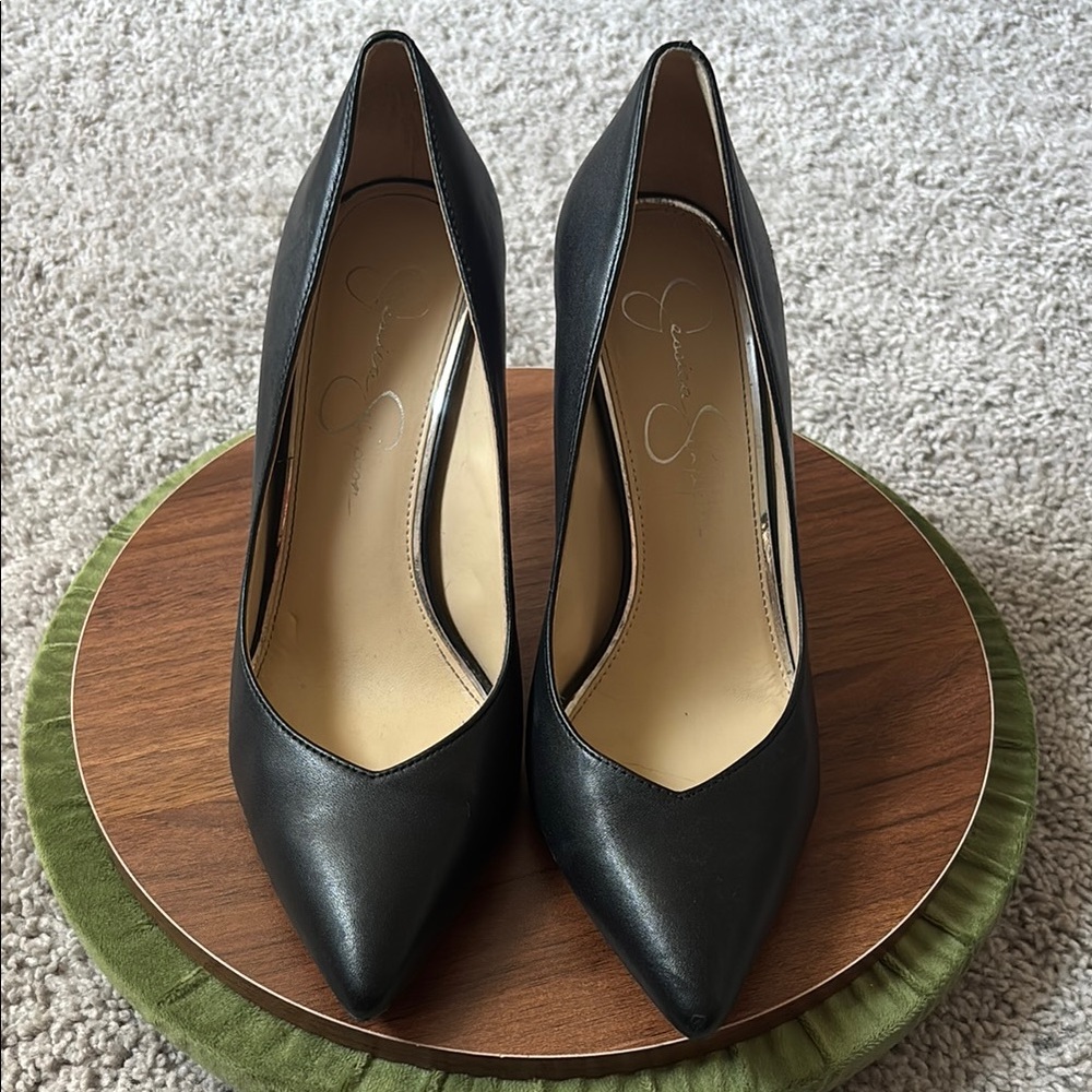 Elegant Black Women's Pumps